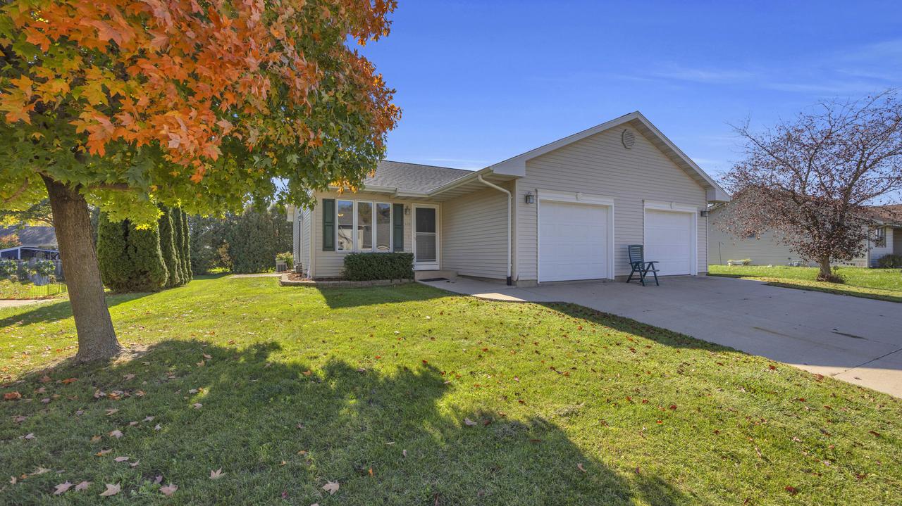435 Birch Tree Ave, Cedar Grove, WI 53013