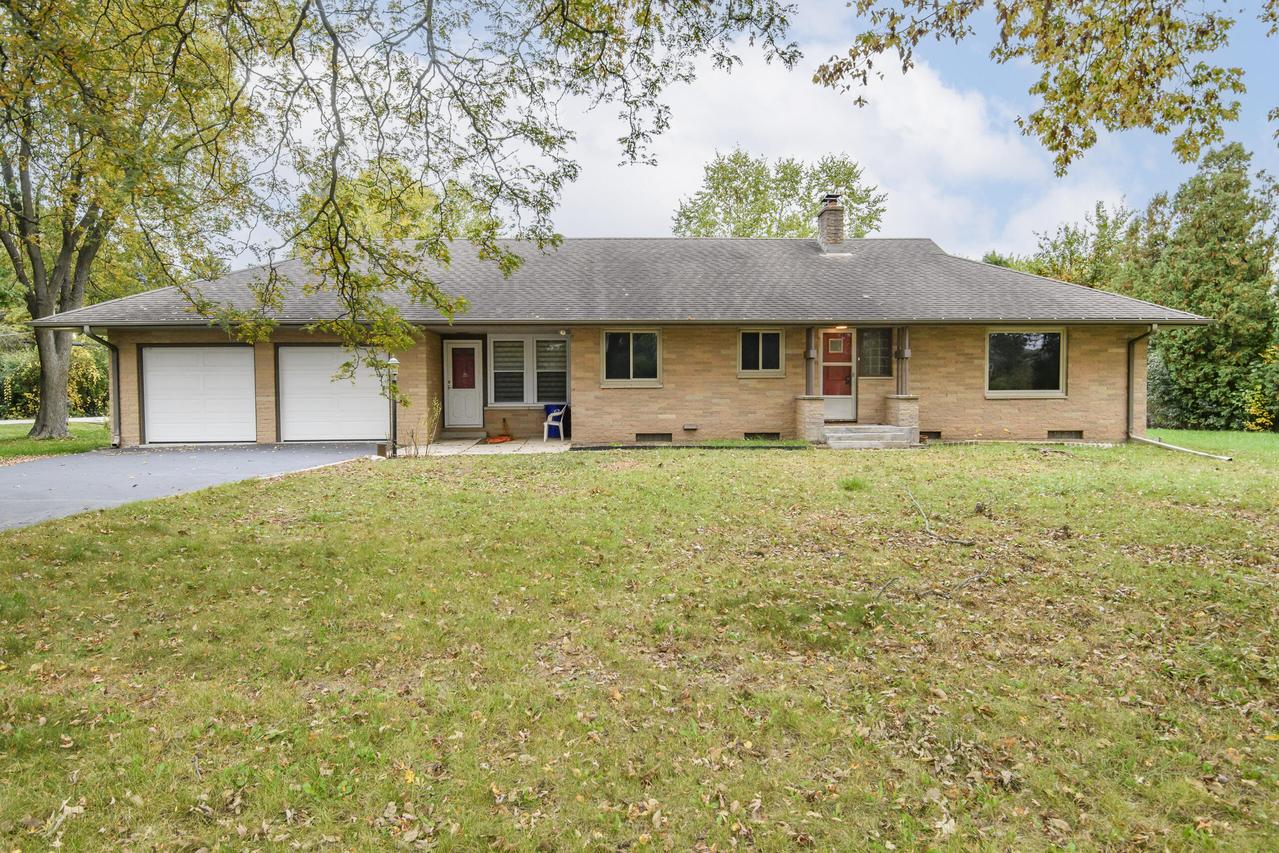 1080 Davidson Rd, Brookfield, WI 53045