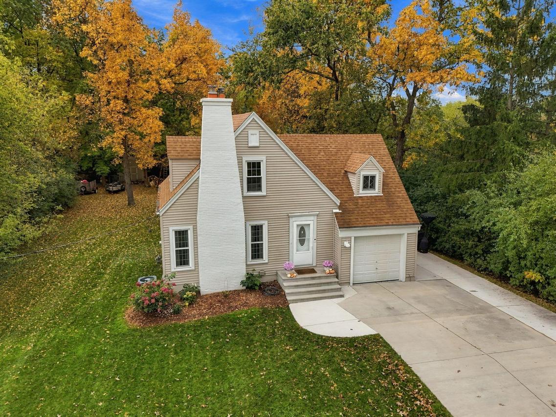 13825 Keefe Ave, Brookfield, WI 53005