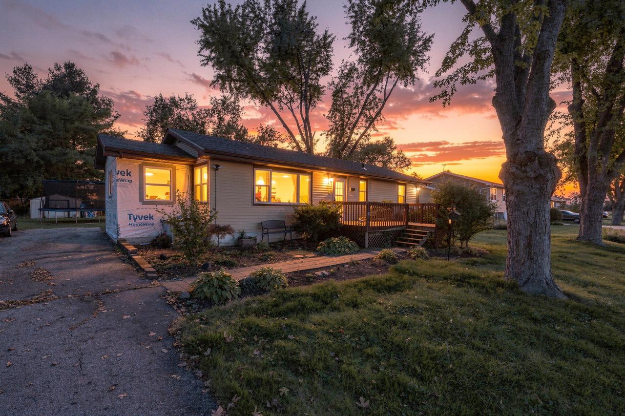 1931 Esch Rd, Twin Lakes, WI 53181