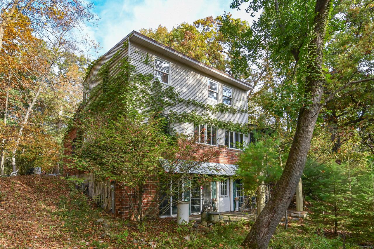 W5480 Rocky Rd, La Grange, WI 53121