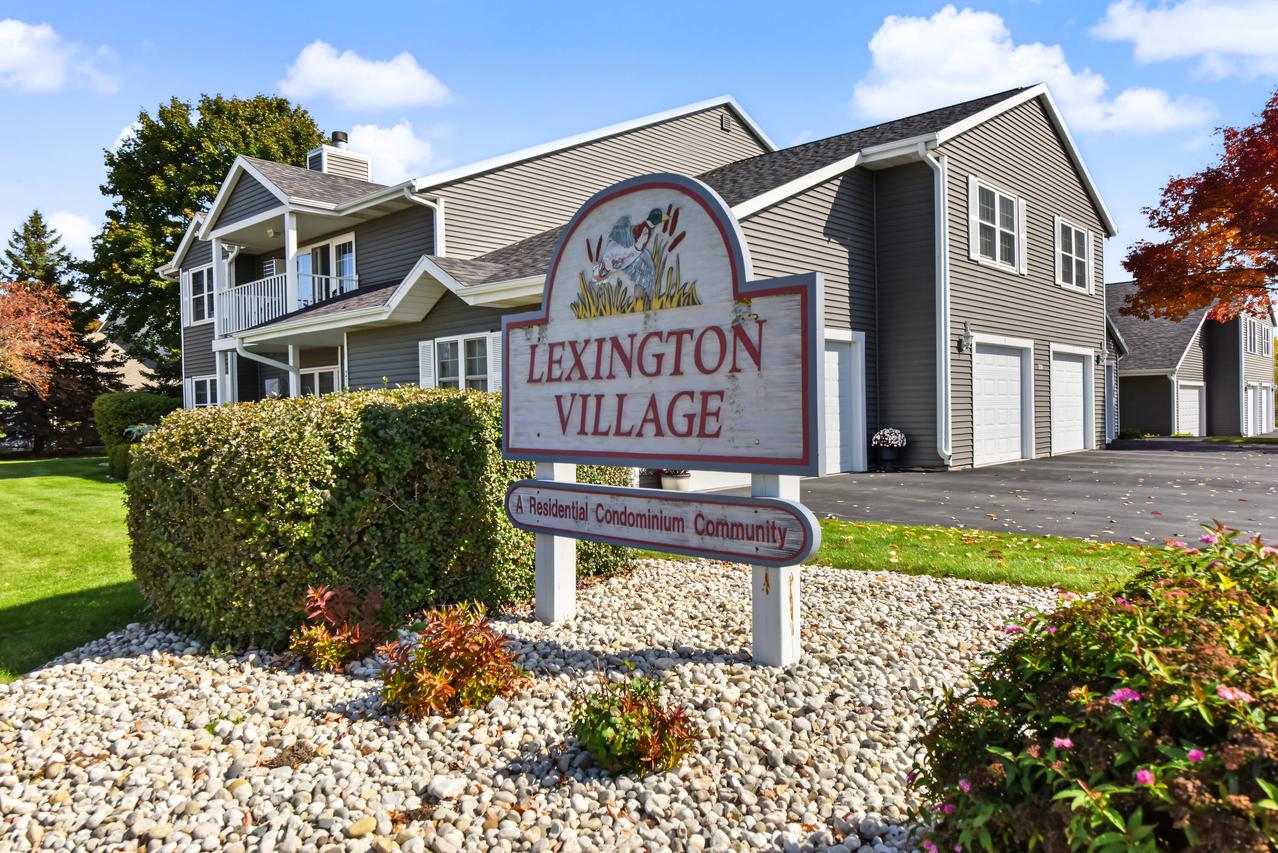 274 S Mountin Dr #C, Mayville, WI 53050