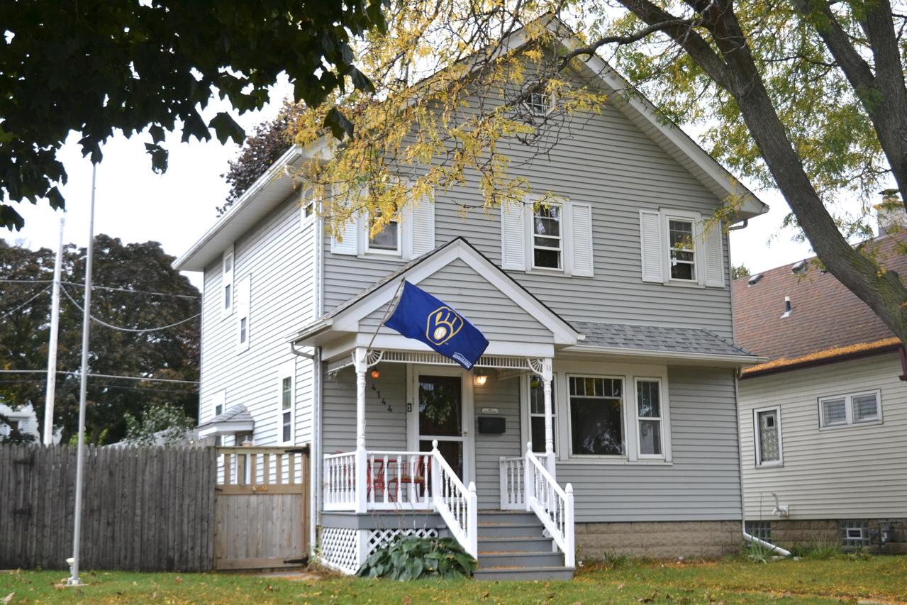 4144 S 3rd St, Milwaukee, WI 53207