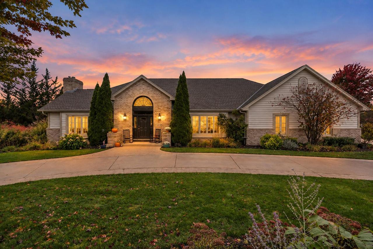 5740 Woodland Hills, Mount Pleasant, WI 53406
