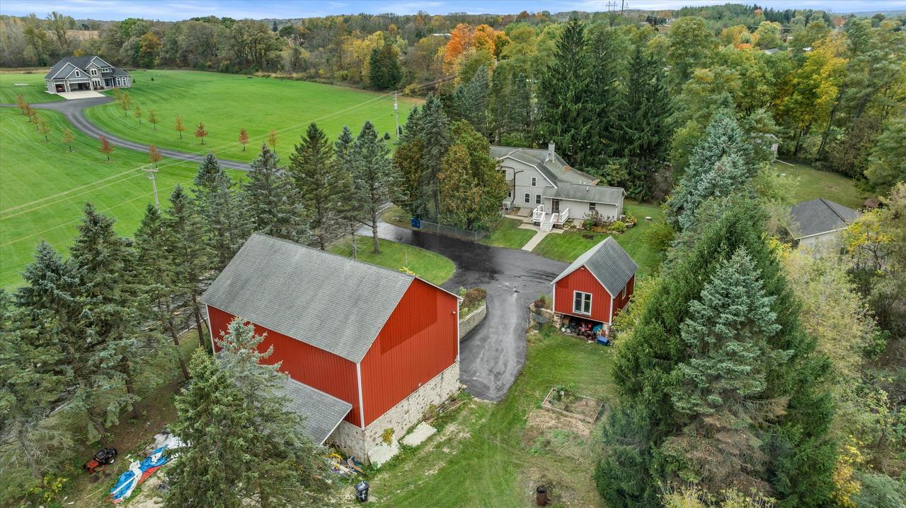 590 Decorah Rd, Trenton, WI 53095