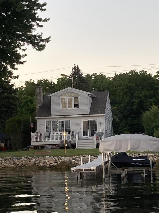 N38W27251 Parkside Rd, Pewaukee, WI 53072