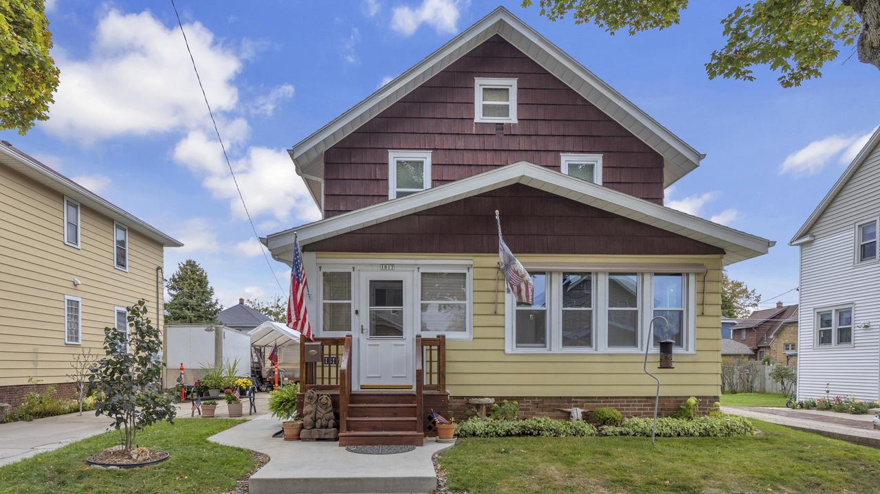 1817 N 20th St, Sheboygan, WI 53081