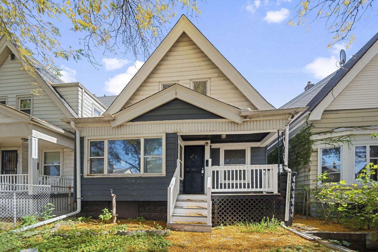 3144 N 26th St, Milwaukee, WI 53206