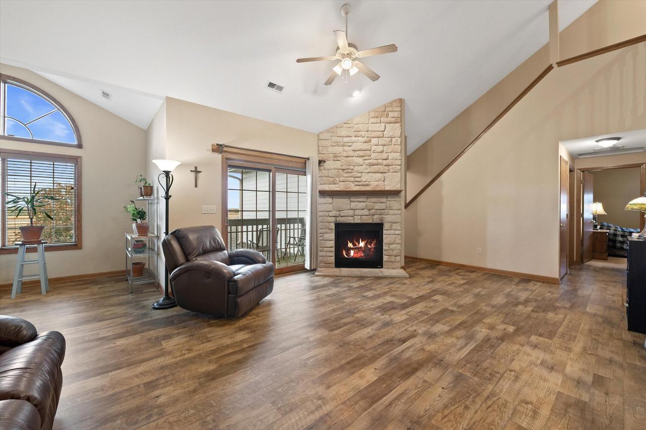 N161W19088 Oakland Dr, Jackson, WI 53037