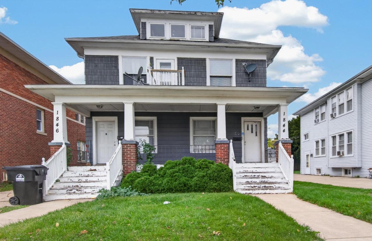 1844 Taylor Ave, Racine, WI 53403