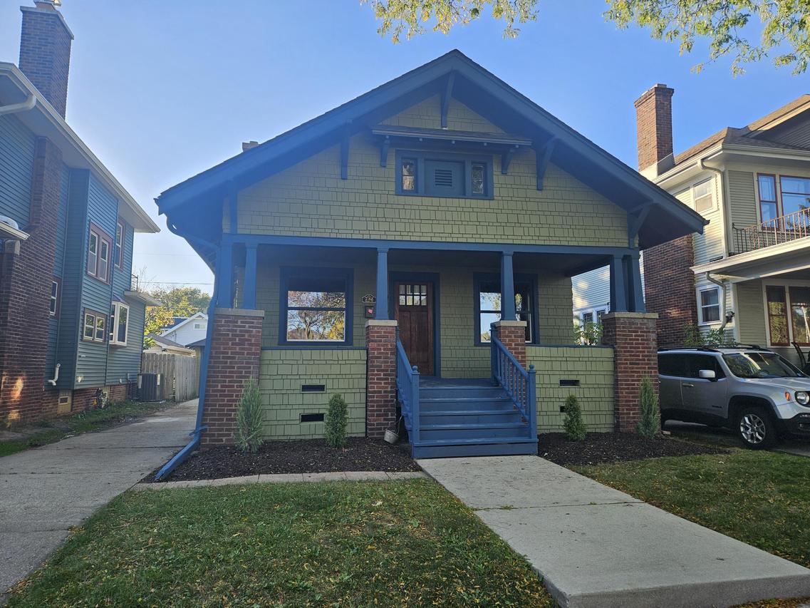 732 Blaine Ave, Racine, WI 53405