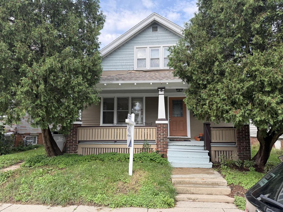 1315 N 43rd St, Milwaukee, WI 53208