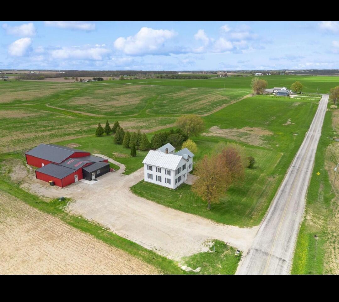 N5207 Lemke Rd, Rantoul, WI 53014