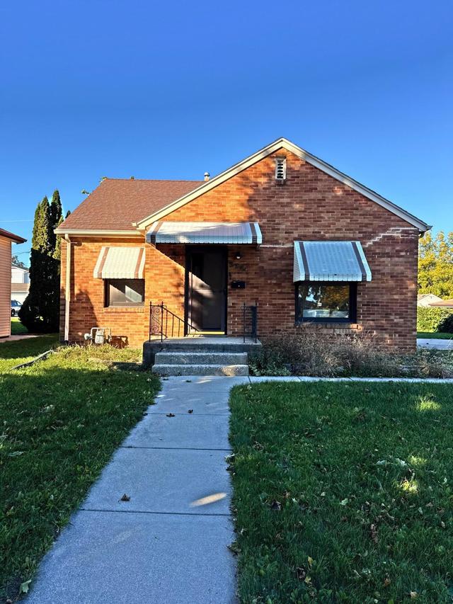 3734 E Grange Ave, Cudahy, WI 53110