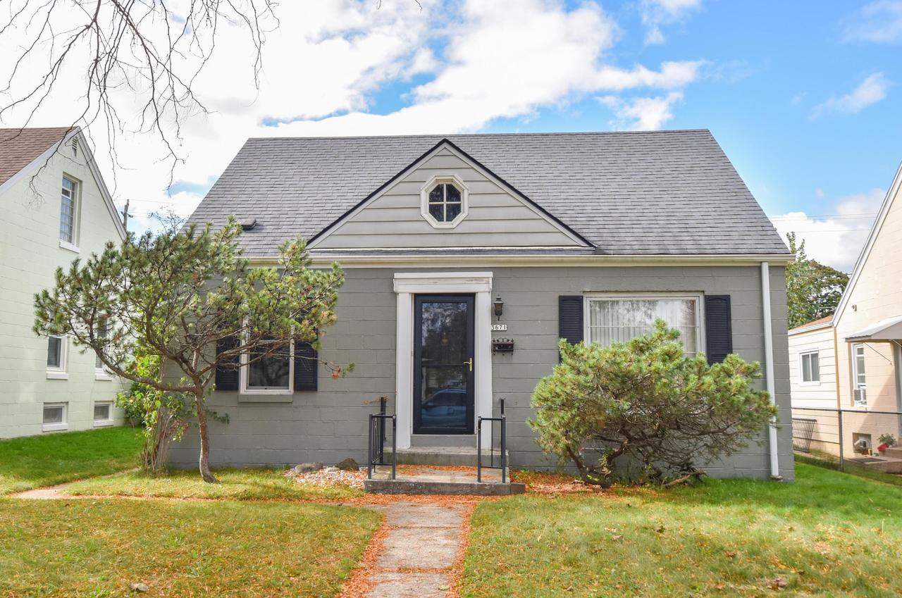 3671 S Pine Ave, Milwaukee, WI 53207
