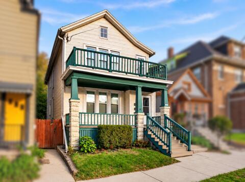 1732 N Humboldt Ave, Milwaukee, WI 53202