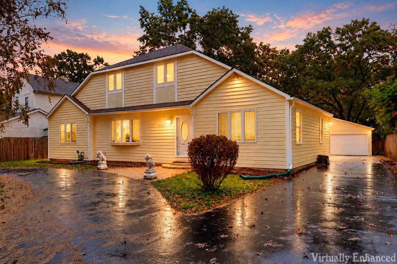 8743 3rd Ave, Pleasant Prairie, WI 53158
