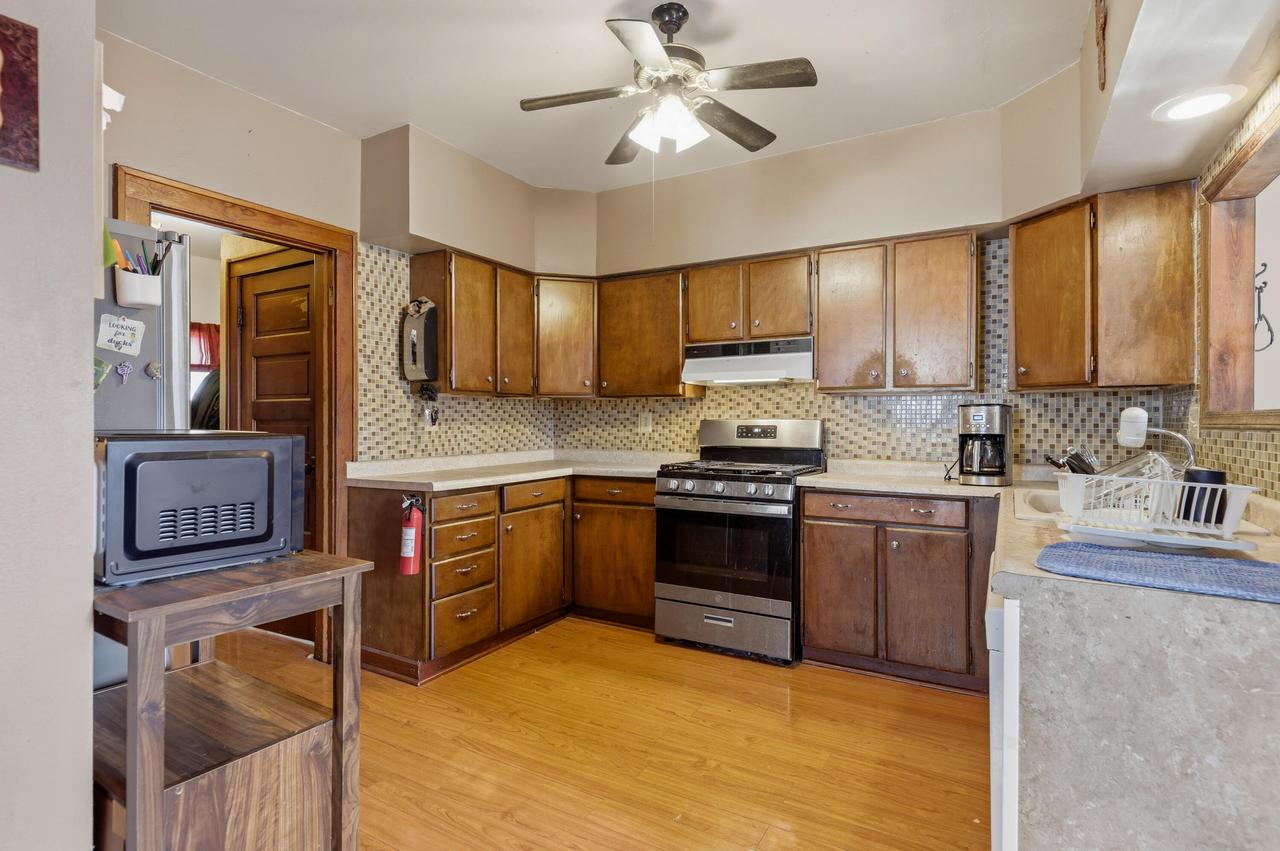 439 N Walnut St, Mayville, WI 53050
