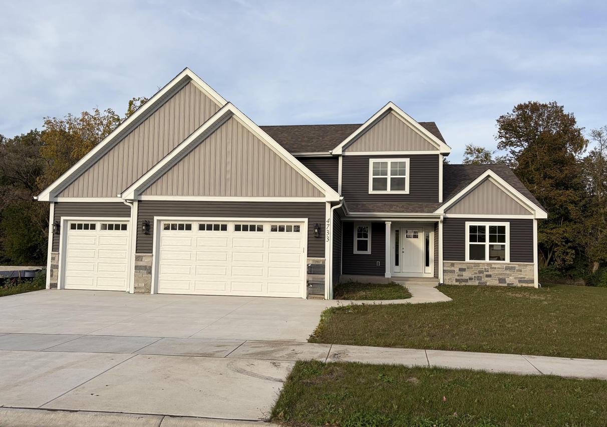 4733 Piper Ln, Mount Pleasant, WI 53403