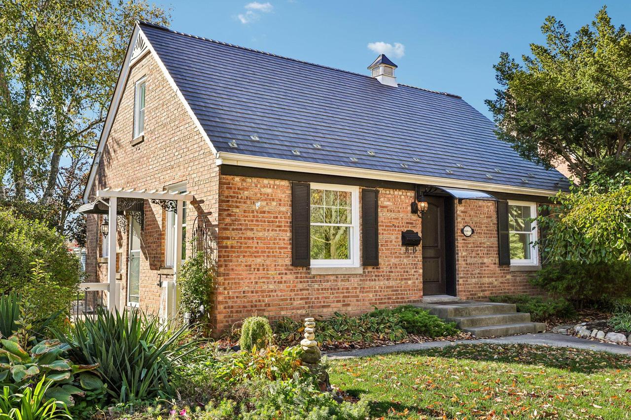 N81W6771 Fair St, Cedarburg, WI 53012