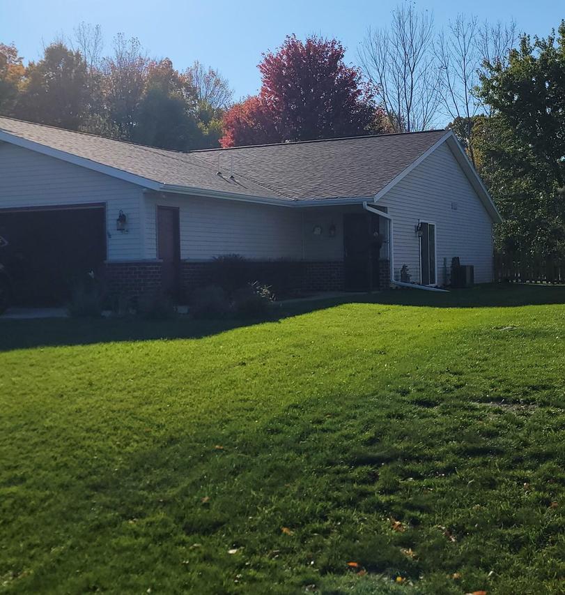 924 Page Ct, Sheboygan, WI 53081