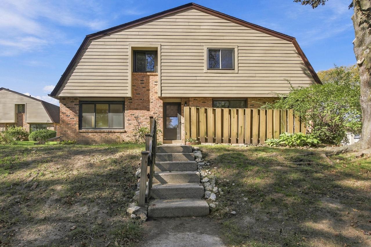 8645 N 72nd St, Milwaukee, WI 53223