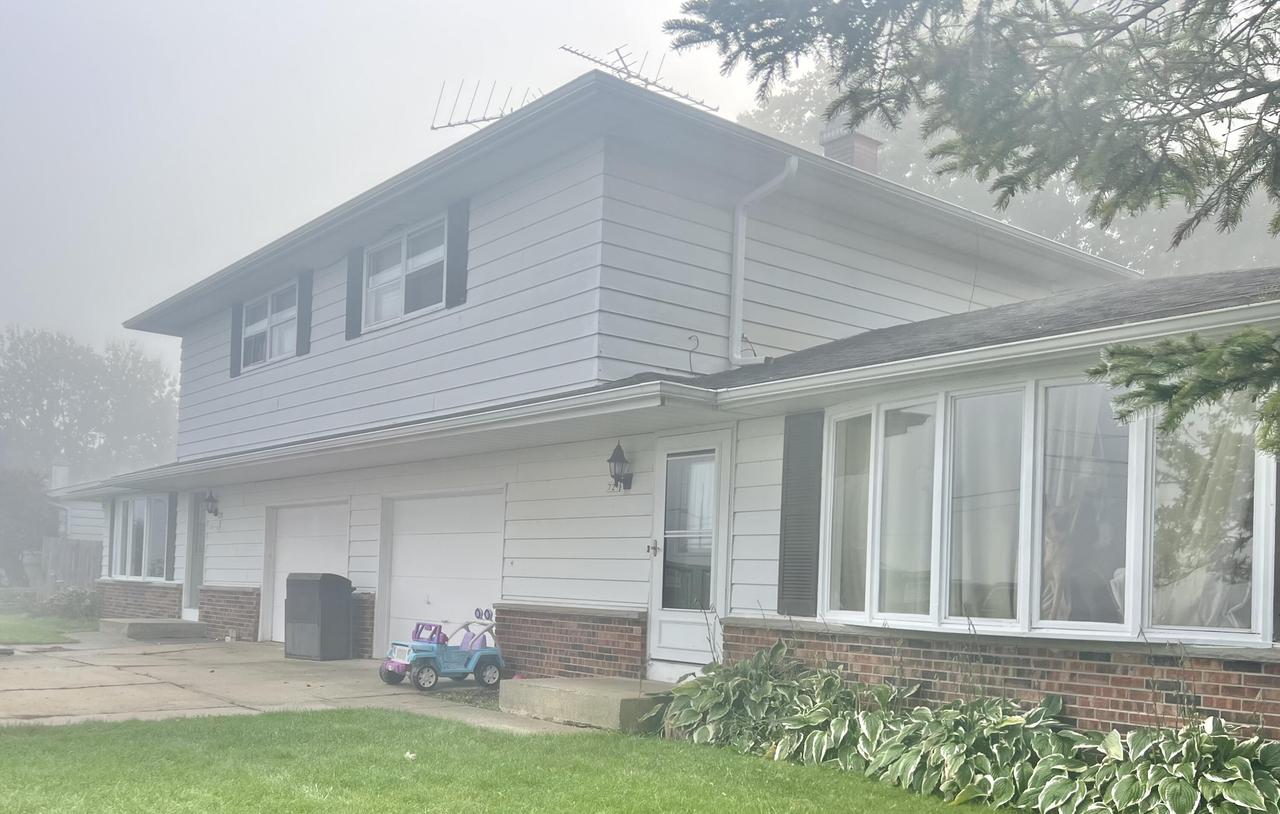 727 E Washington Ave #729, Cleveland, WI 53015