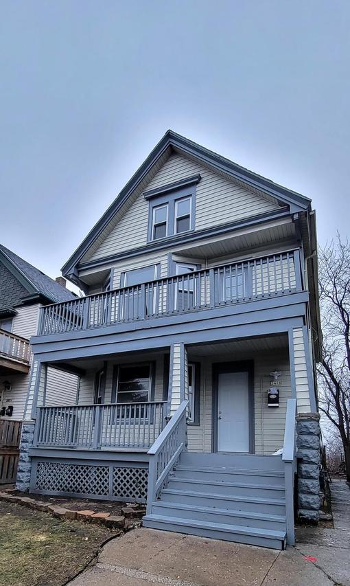 2478 S 5th St, Milwaukee, WI 53207