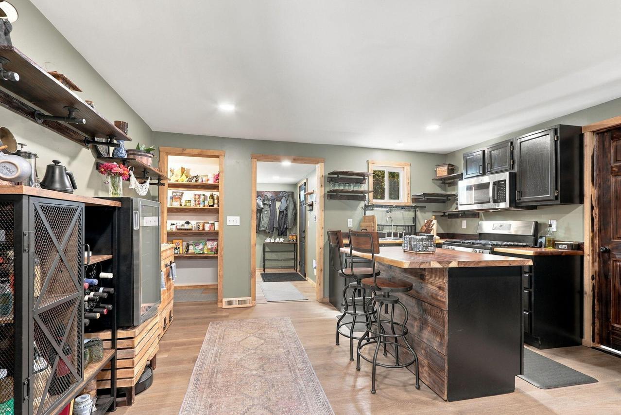 W1353 Chestnut Rd, Bloomfield, WI 53128
