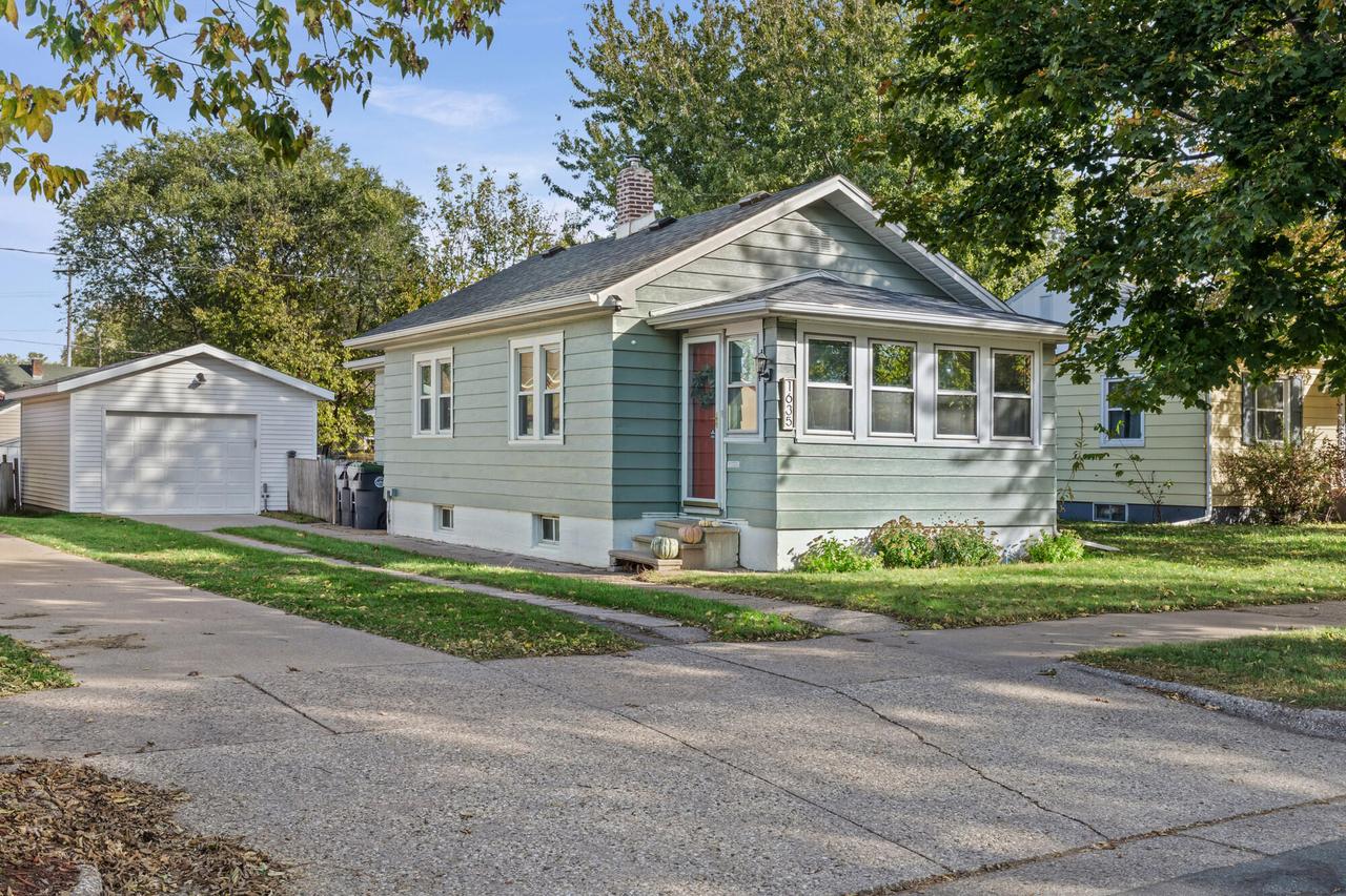 1635 Hyde Ave, La Crosse, WI 54601