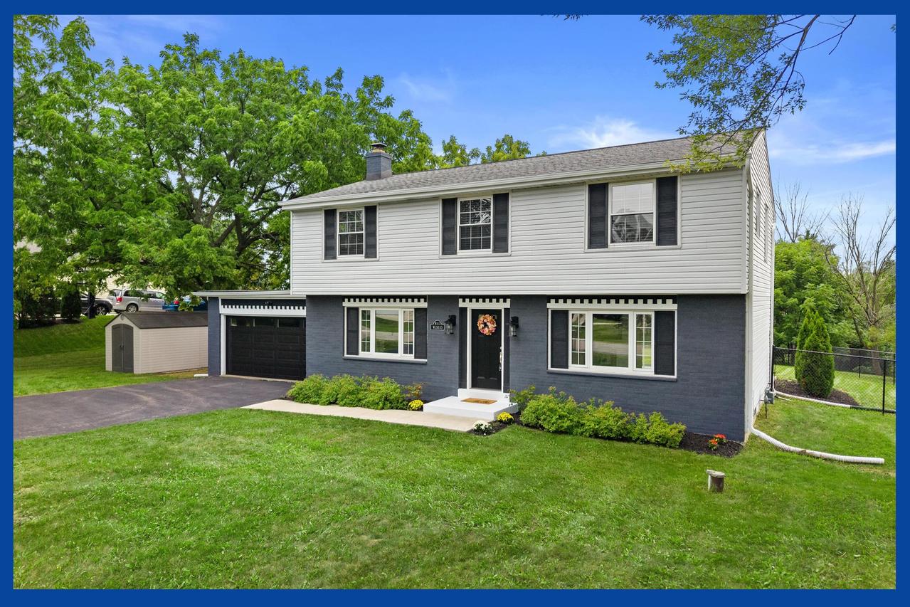 N113W13033 Crestview Dr, Germantown, WI 53022