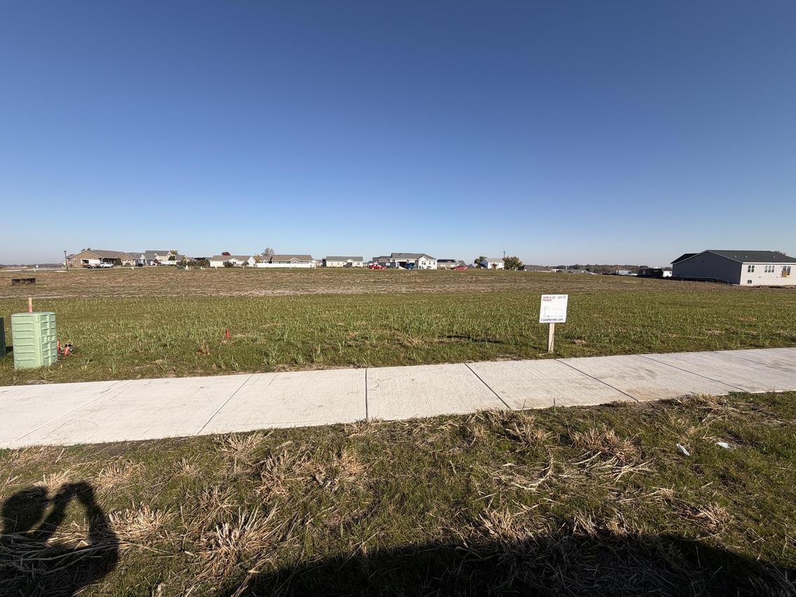 839 Linda Ln, Watertown, WI 53094
