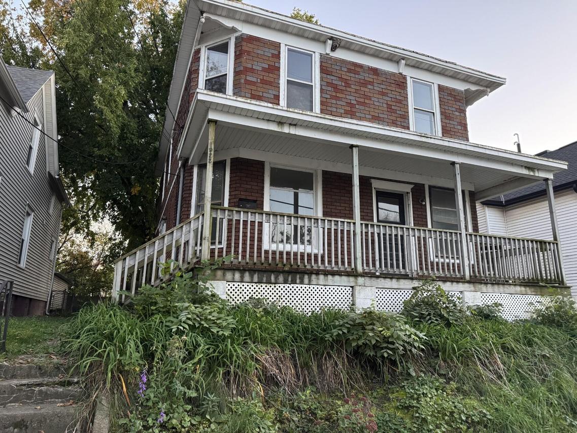 1925 Prospect St, Racine, WI 53404