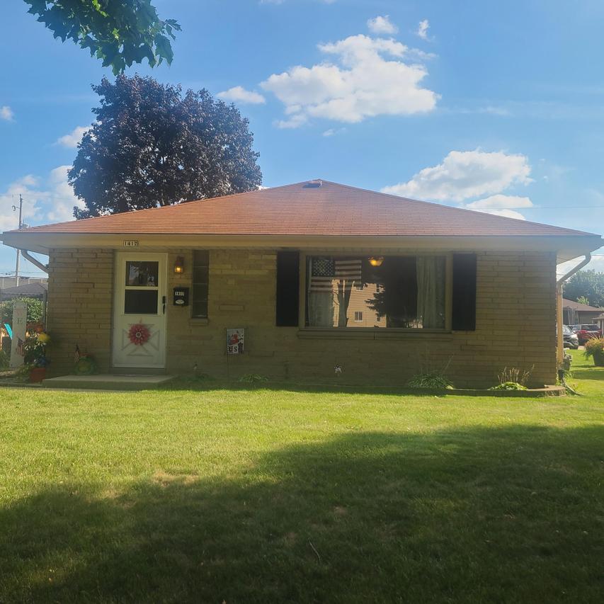 1417 W Leroy Ave, Milwaukee, WI 53221