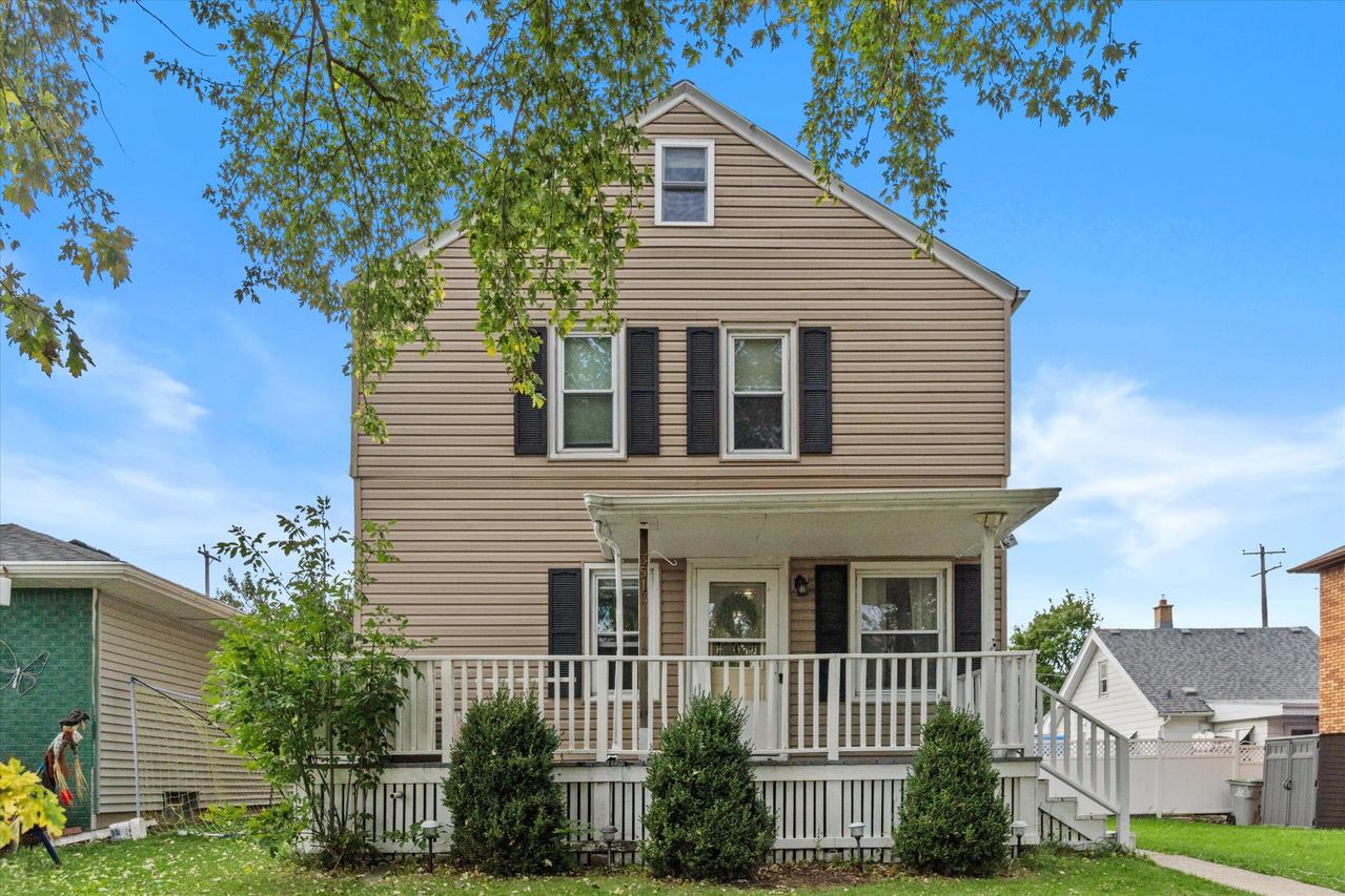3513 S 31st St, Milwaukee, WI 53221