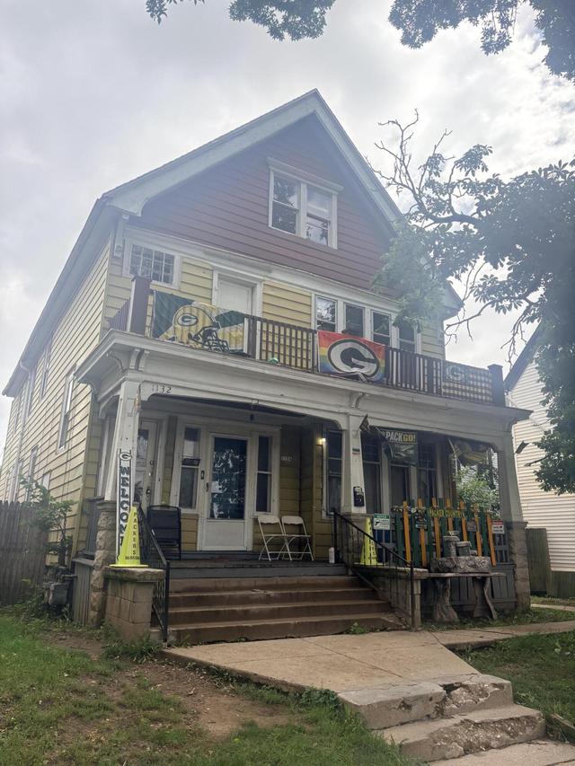 1132 S 21st St, Milwaukee, WI 53204