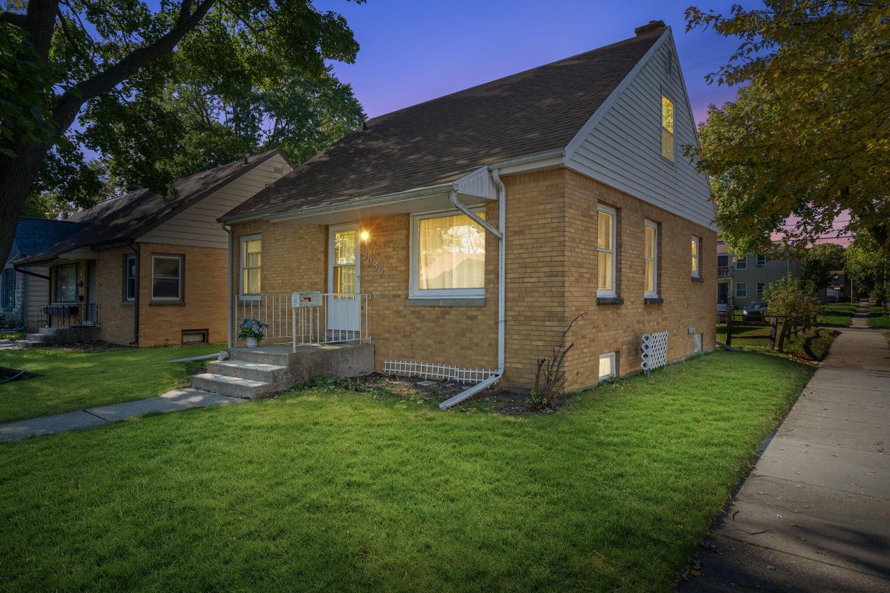 5839 N 33rd St, Milwaukee, WI 53209