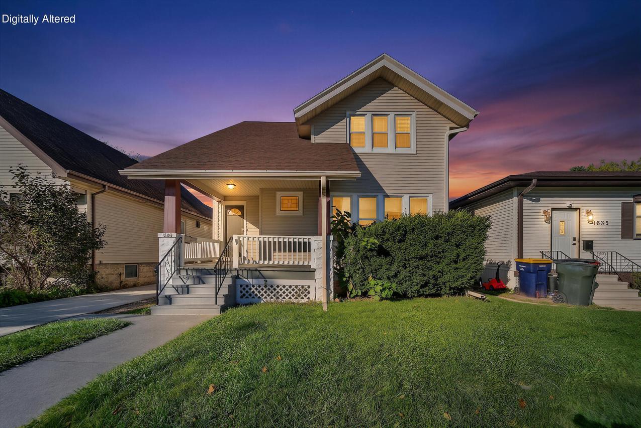 1639 S 79th St, West Allis, WI 53214