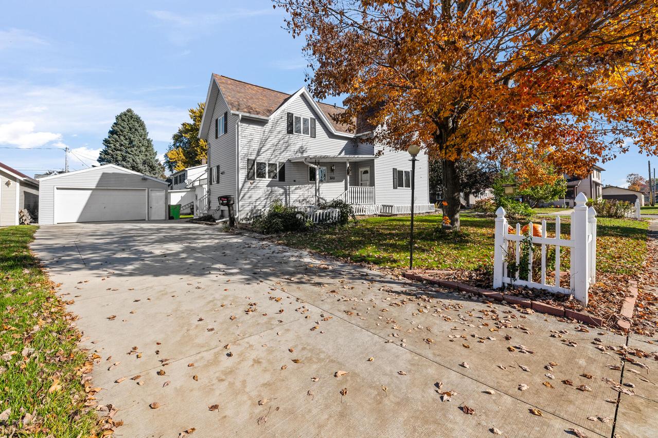 300 Grace St, Waupun, WI 53963