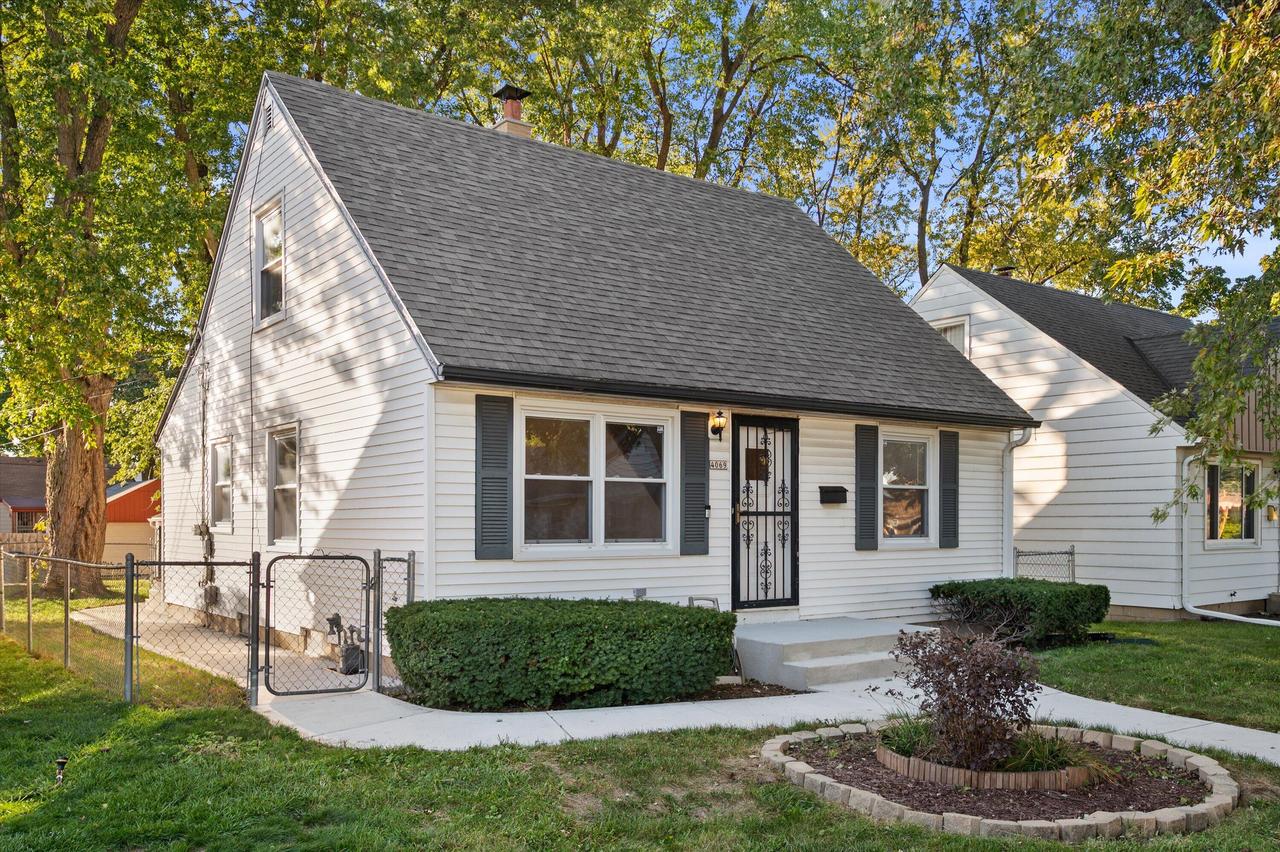 4069 N 86th St, Milwaukee, WI 53222