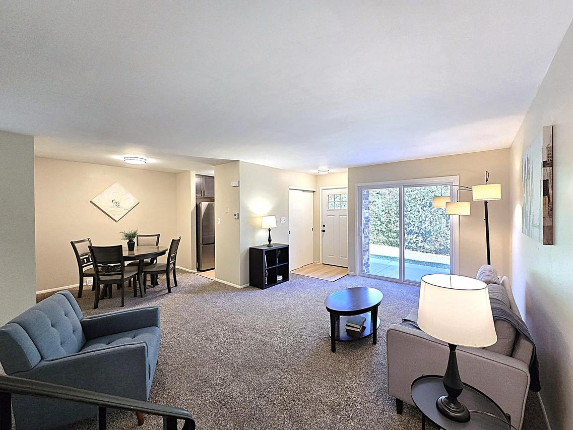 3961 W College Ave, Franklin, WI 53221