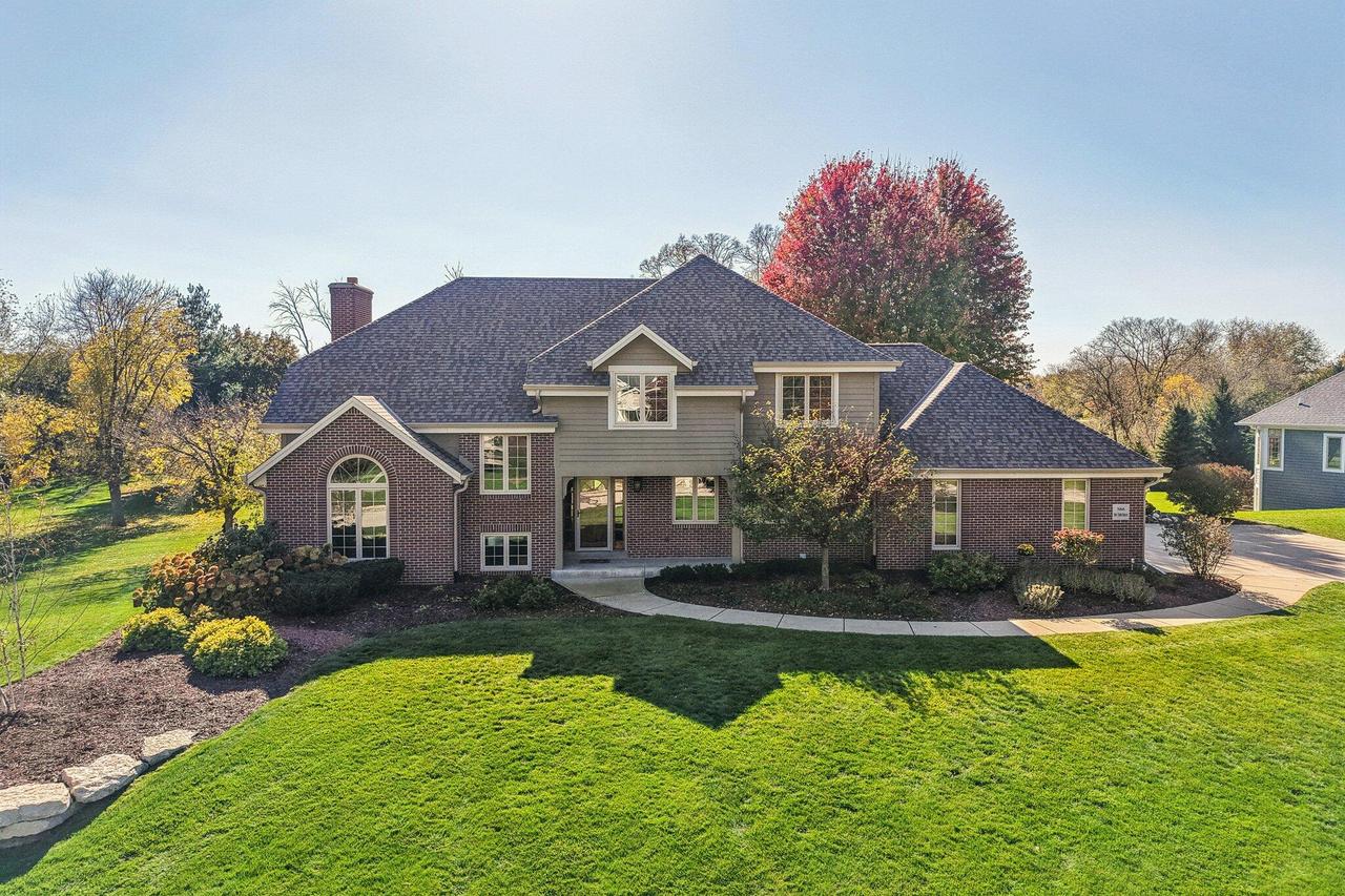 N66W38261 Deer Creek, Oconomowoc, WI 53066
