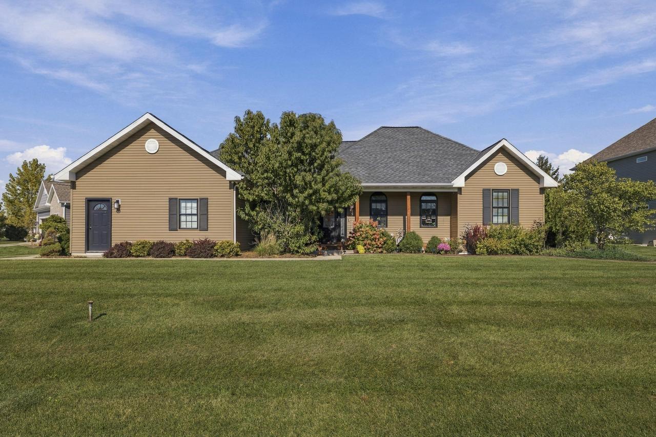 514 Summerfield Dr, Williams Bay, WI 53191