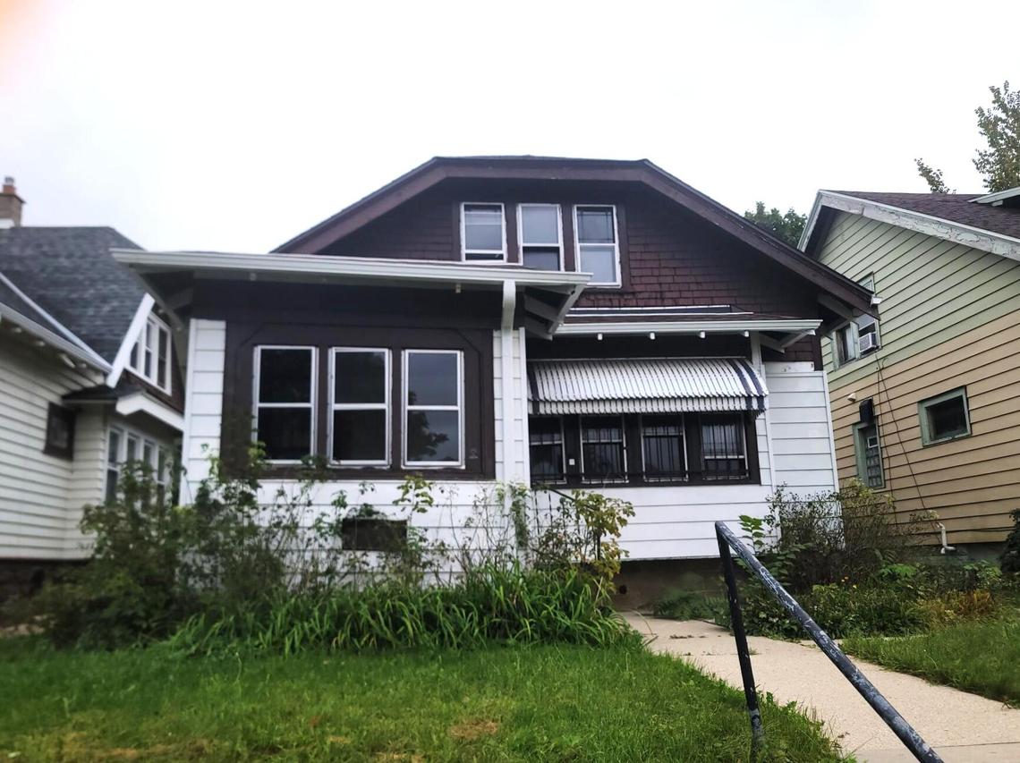 3818 N 25th St, Milwaukee, WI 53206