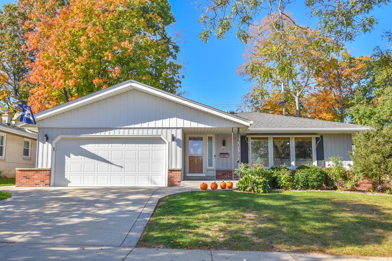 5159 S 19th St, Milwaukee, WI 53221