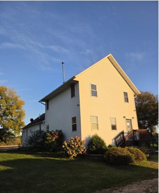 W6581 Meyer Rd, Lisbon, WI 53950