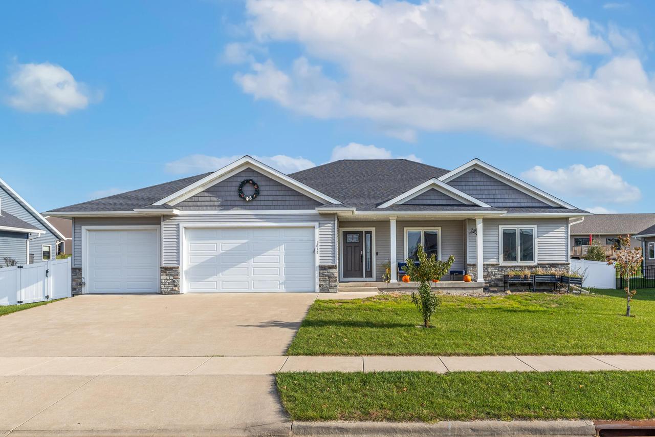 1615 Cherry Ln., Holmen, WI 54636