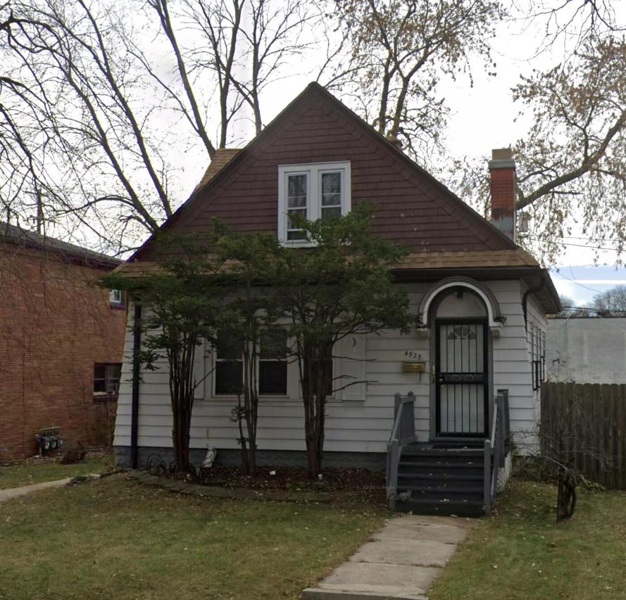 4525 W Leon Ter, Milwaukee, WI 53216