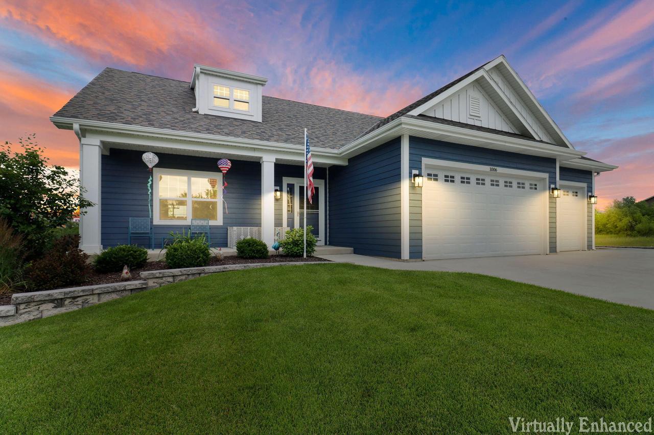 1006 Fairway Dr, Twin Lakes, WI 53181