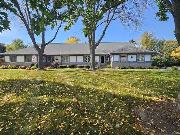 4665 Turtle Creek #B, Brookfield, WI 53005